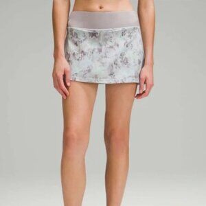 Lululemon Pace Rival Mid-Rise Skirt in Plisse Bloom Multi / Mauve Grey sz 14